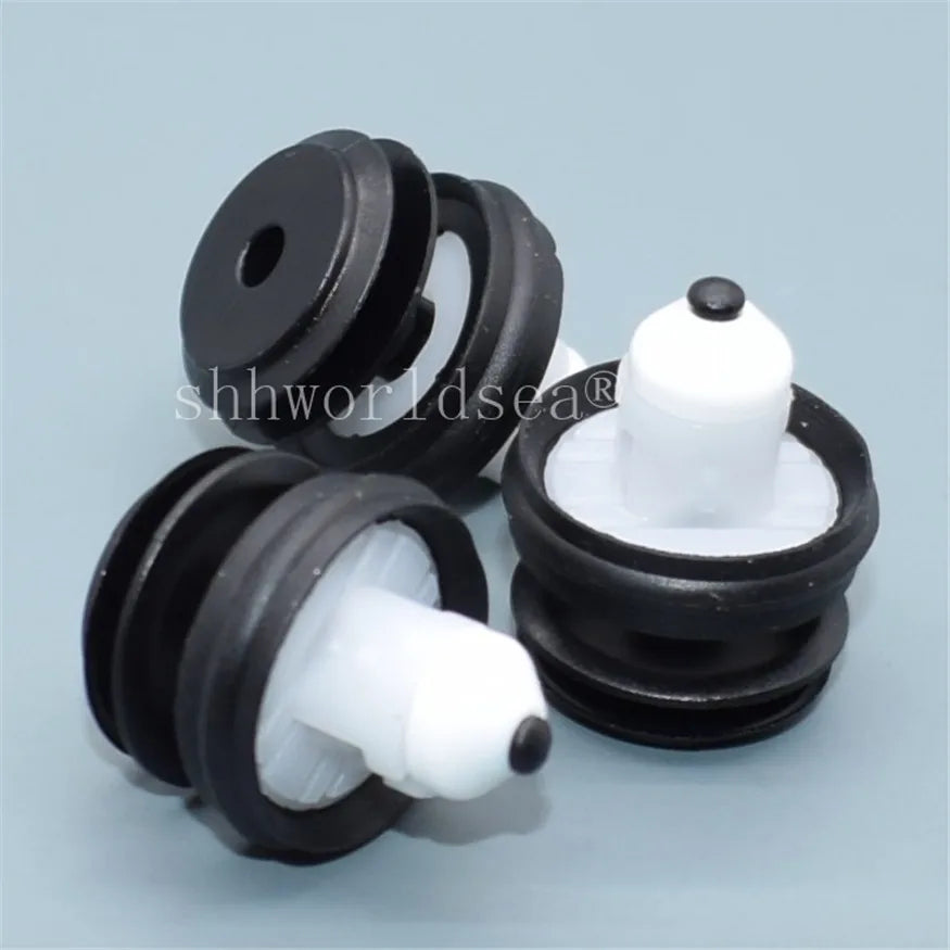 100* Auto Accessories Clip For BMW X5 X3 G01 Z4 5 6 G30 G31 G38 E36 530i 540i Interior Door Trim Panel Fastener 51417325082