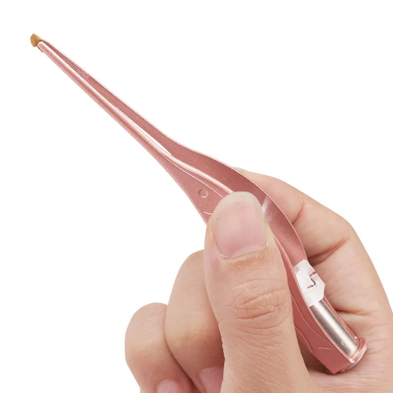 Baby Ear Cleaner Spoon LED Flash Light Ear Wax Curette Picker Visual Children Earpick Eer Wax Dig Remover Nose 2pc siliconespoon