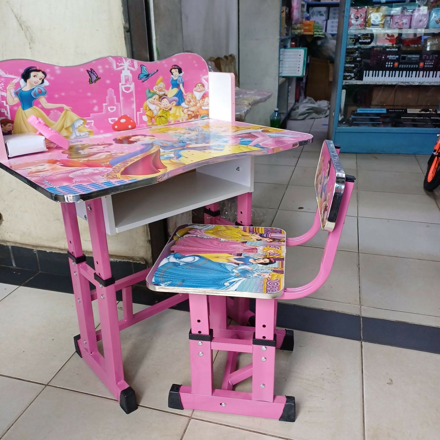 Kid's Study table