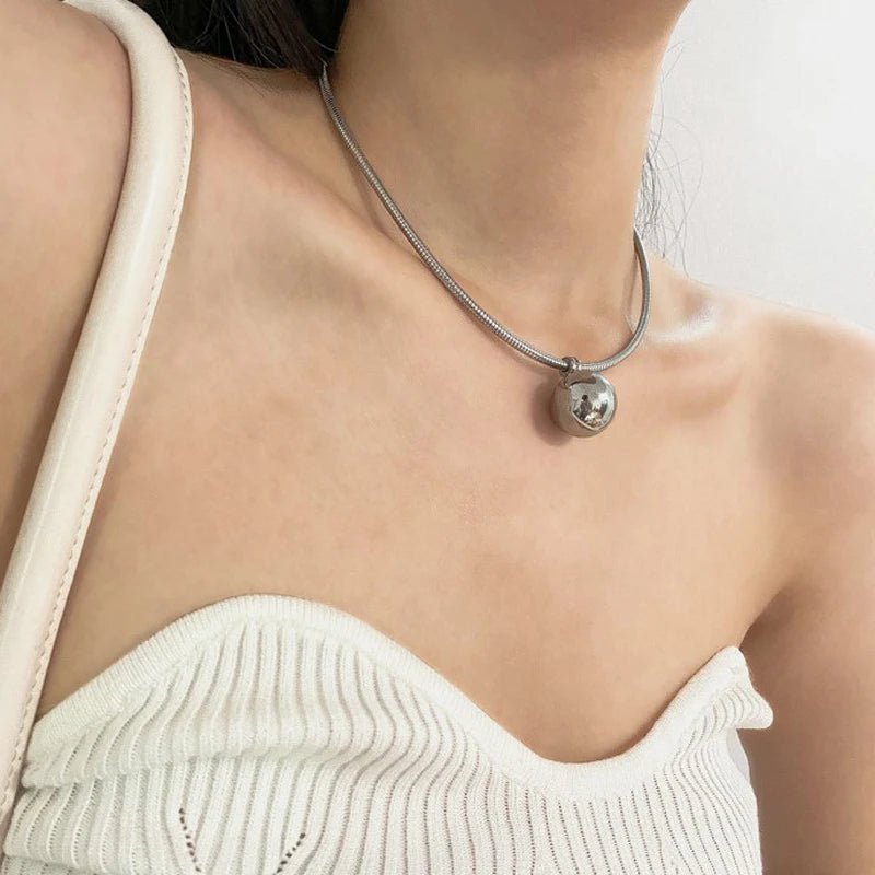 Peri'sbox Simple Imitation Pearl Globular Pendant Necklace for Women Stainless Steel Gold Plated Non-fade Hip-Hop Trendy Jewelry