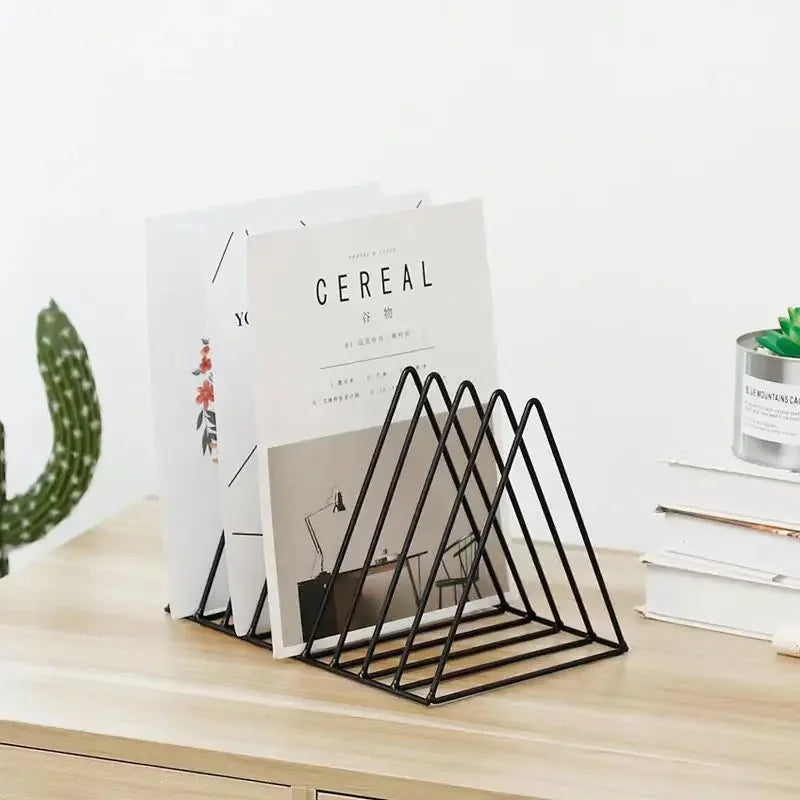 Book Storage Rack Desktop Iron Bookshelf Vinyl Records Holder Student Stationeres Organizer Newspapers Magazines Stand retail