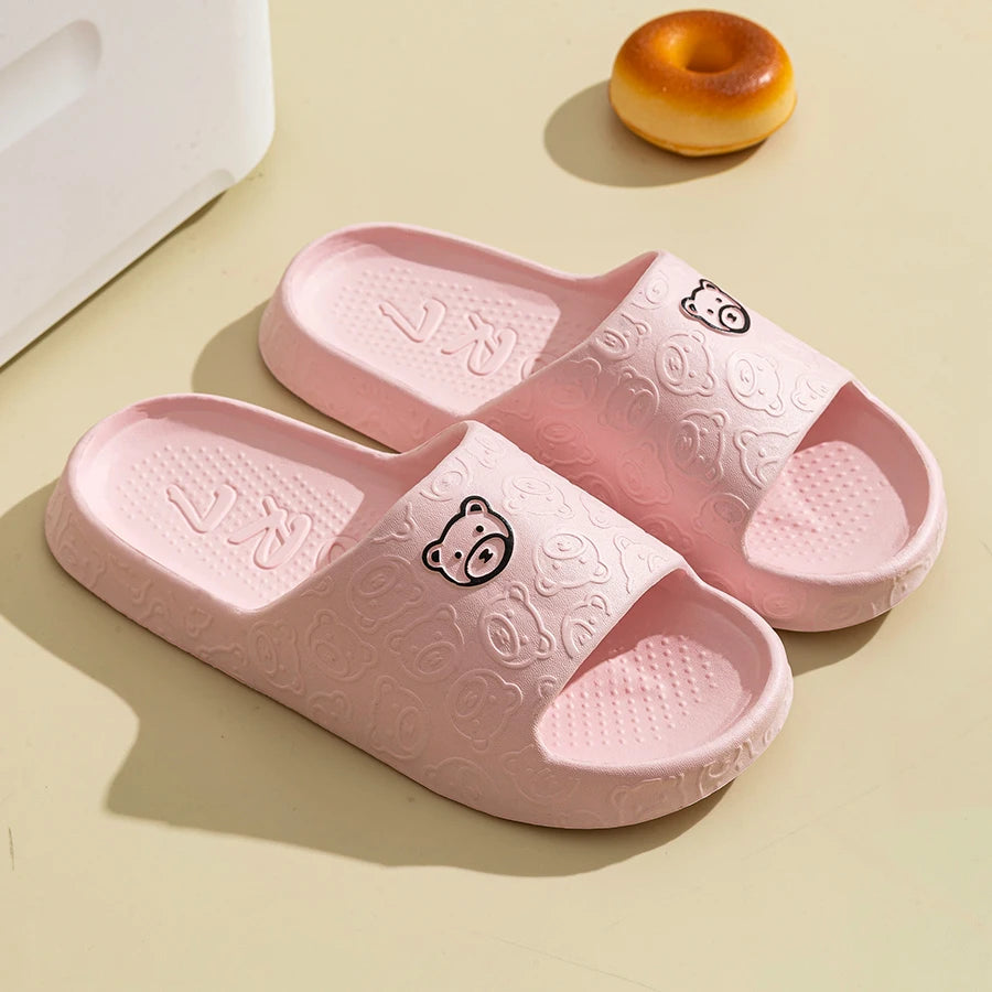 Men's Slippers Summer Cartoon Bear Indoor Soft Thick Sole Anti Slip Women Exquisite Slides Bathroom Beach Outdoor Shoes Couple