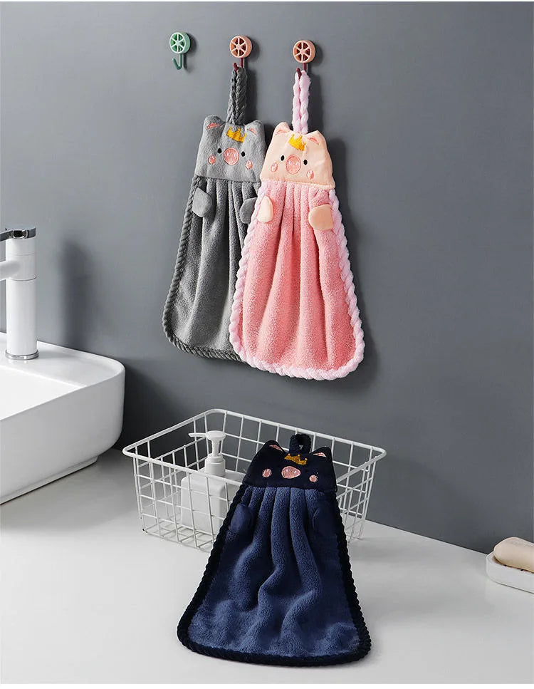 Soft Coral Velvet Hanging Towel with Adorable Piggy Embroidery for Bathroom Kitchen Dishwashing Handkerchief Cloth