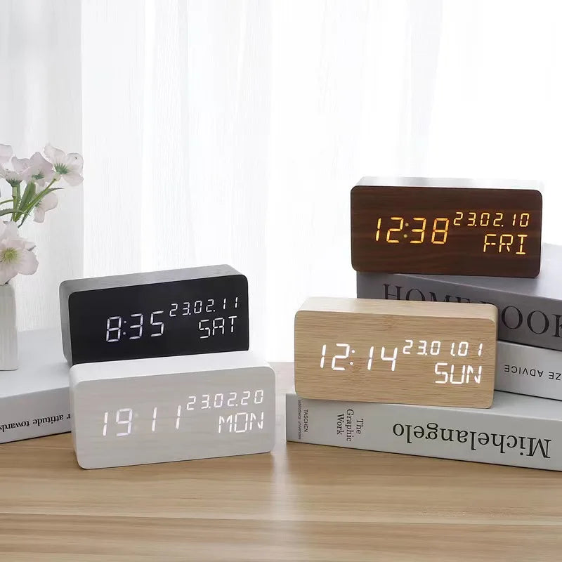 Wooden Clock Electronic Clock, LED Date Weekly Temperature Display Electronic Alarm Clock
