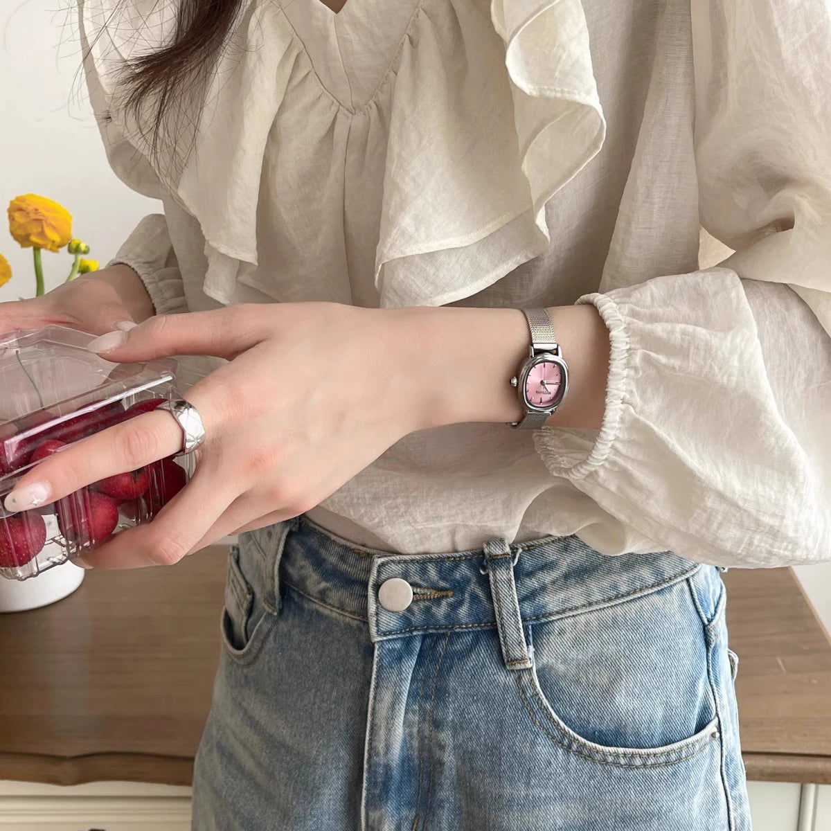 New Elliptic Watch Women Retro Fashion Ladies Quartz Wrist Watch Student Simplified Net Belt Watch Relojes Para Mujer Montre