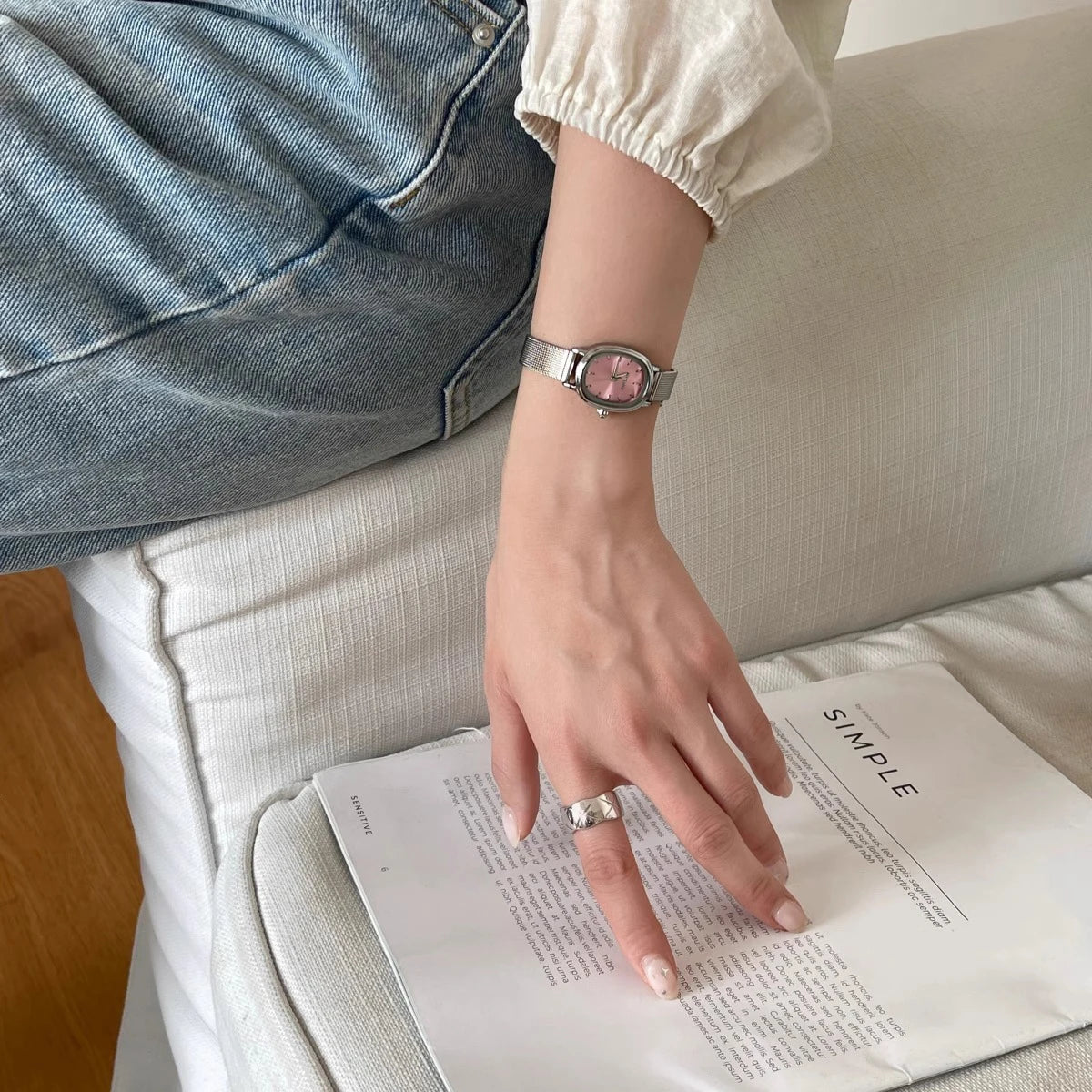 New Elliptic Watch Women Retro Fashion Ladies Quartz Wrist Watch Student Simplified Net Belt Watch Relojes Para Mujer Montre