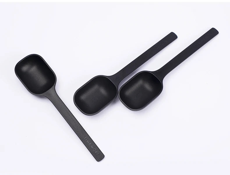 TIMEMORE Coffee Scoop Holding roughly 10g every level scoop Durable plastic construction Dishwasher safe 17cm
