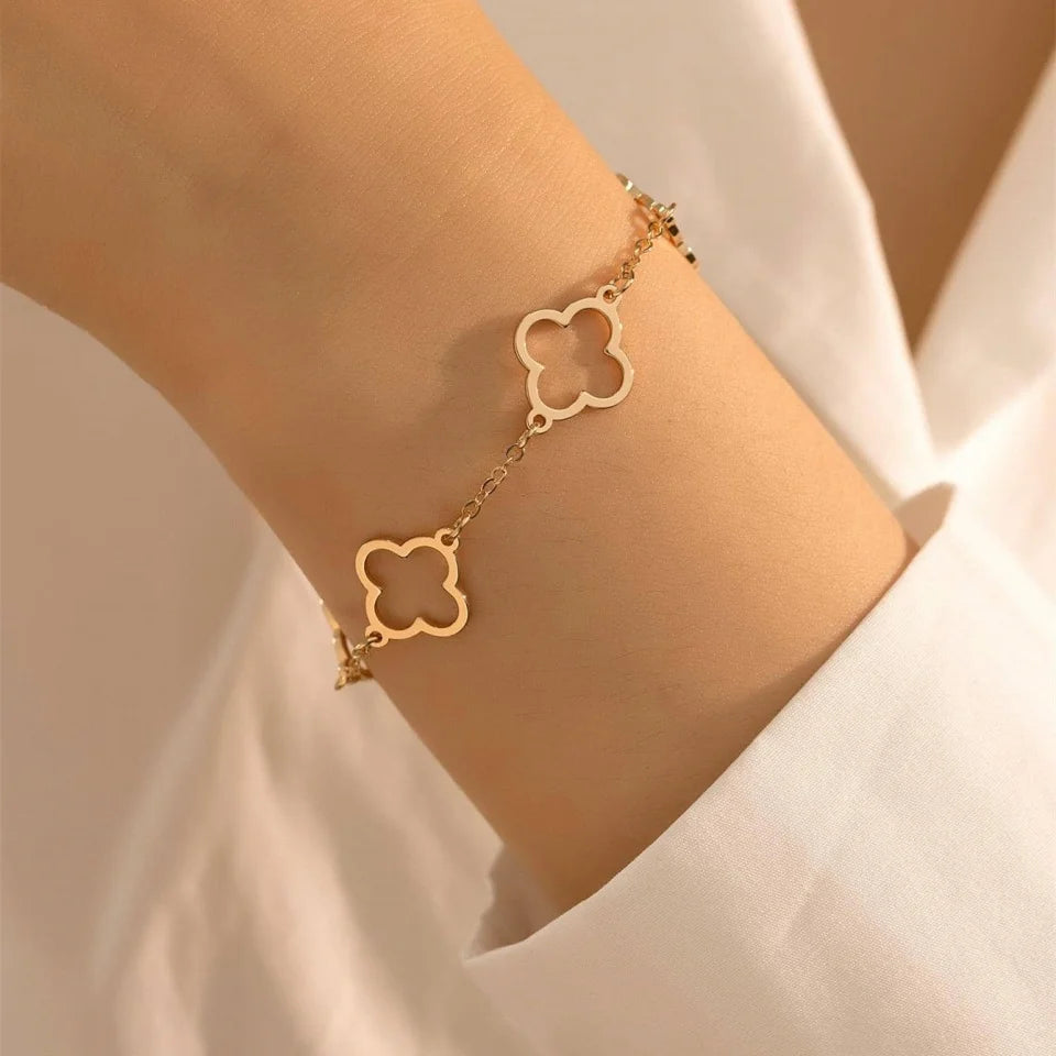 Yupsk Fashion Elegant Hollowed Out Four-leaf Clover Bracelet Stainless Steel Adjustable Chain Bracelets Ladies Daily Jewelry