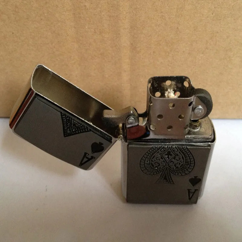 Poker PlayCard series Kerosene Lighter belt buckle, popular in Europe and America