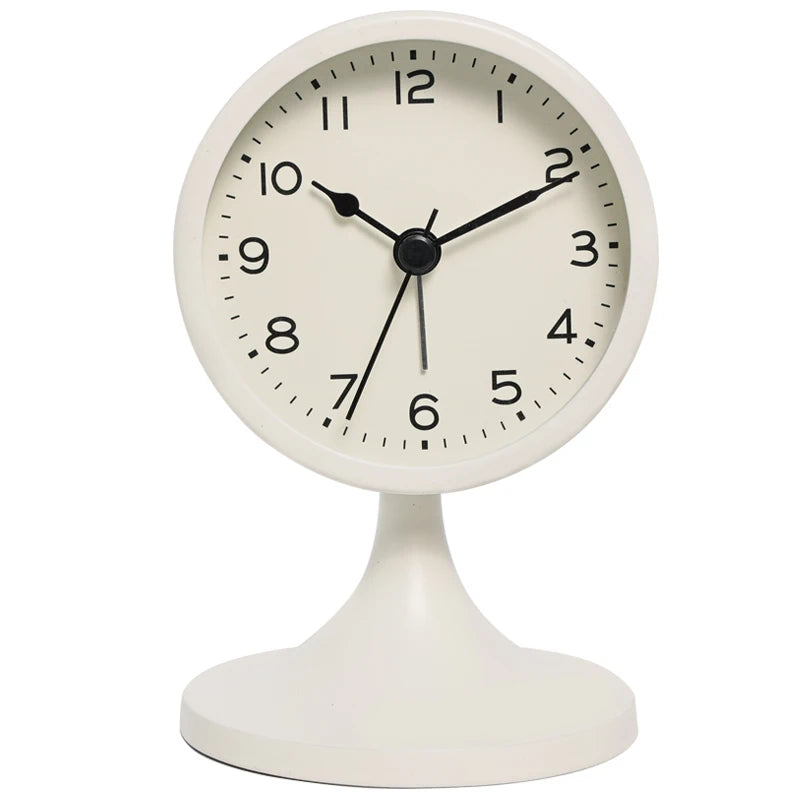 1 piece retro metal quartz alarm clock, silent bedside night light desk clock, home decoration, holiday gift (excluding battery)