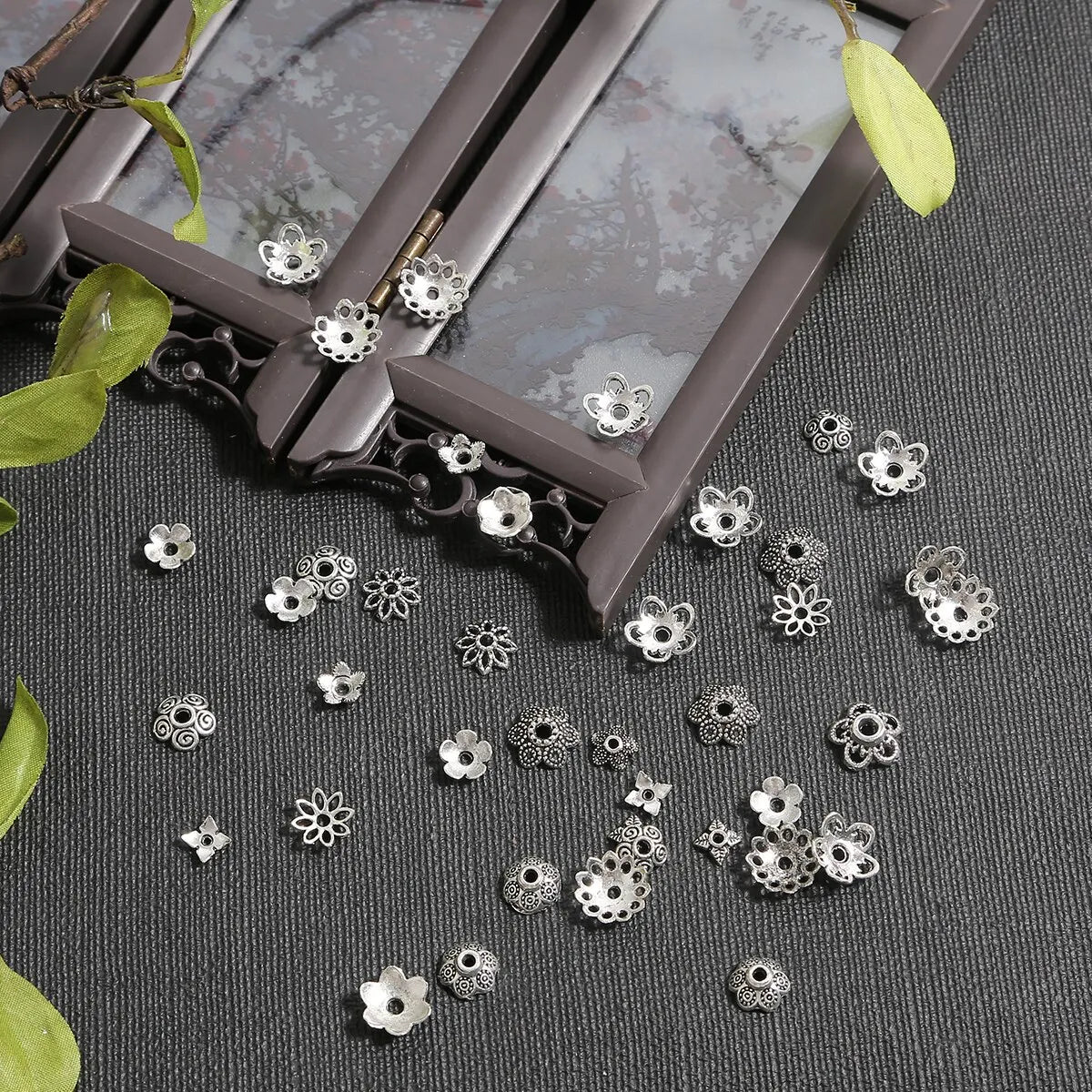 100pcs Alloy Flower Holder Partition Bead Cap Bead Holder Cap Antique DIY Step Shaking Hairpin Hairpin Crown Accessories