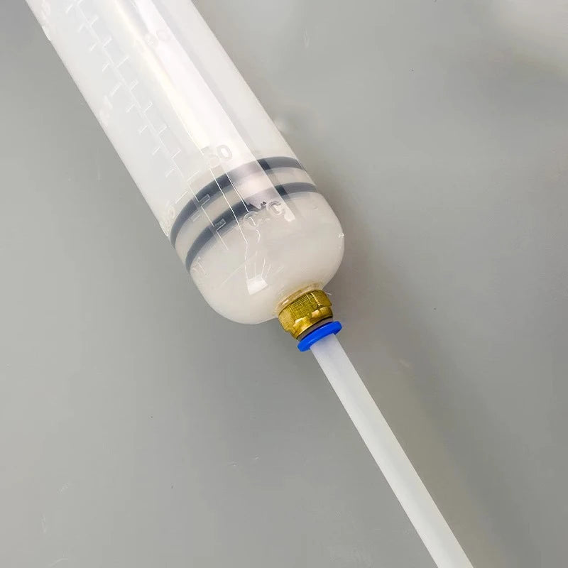 Manual automotive engine oil pump, syringe type, suitable for extracting gear oil and brake fluid, as well as cleaning injectors