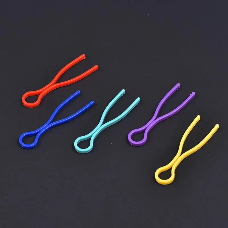 10/30/50Pcs Colorful Plastic Sewing Bobbin Clips Clamp Thread Clip Spool Storage Holder Bobbins Organizer DIY Sewing Accessories