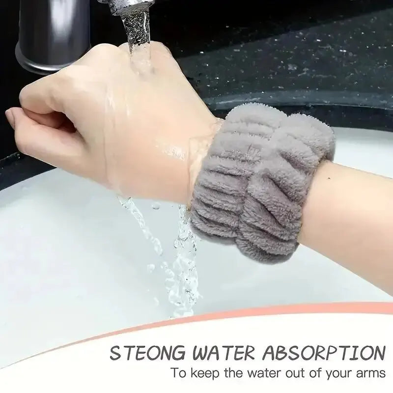 3pcs Microfiber Headbands and Wristbands Set Bath, Makeup and Fitness Soft and Absorbent Hairbands and Wrist Towels
