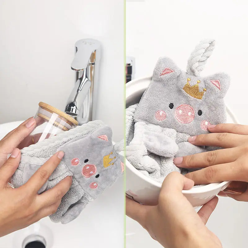 Soft Coral Velvet Hanging Towel with Adorable Piggy Embroidery for Bathroom Kitchen Dishwashing Handkerchief Cloth