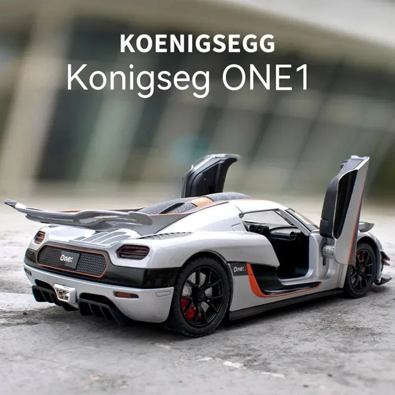 1:24 Koenigsegg Supercar Alloy Model - Ideal for Gifting, Decorative Home Accent, Child-Friendly Toy, and a Must-Have for Car En