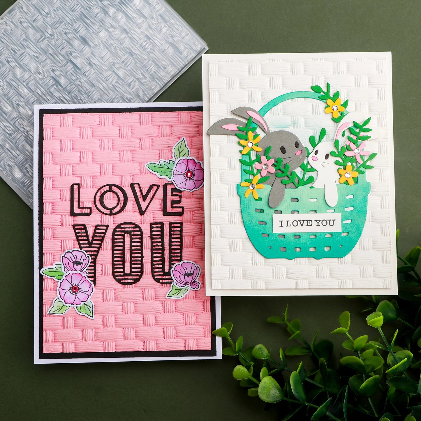 Woven 3D Embossing Folder for Card Making & Scrapbooking - Durable Plastic, Easy Embossing - Perfect for DIY Craft Projects