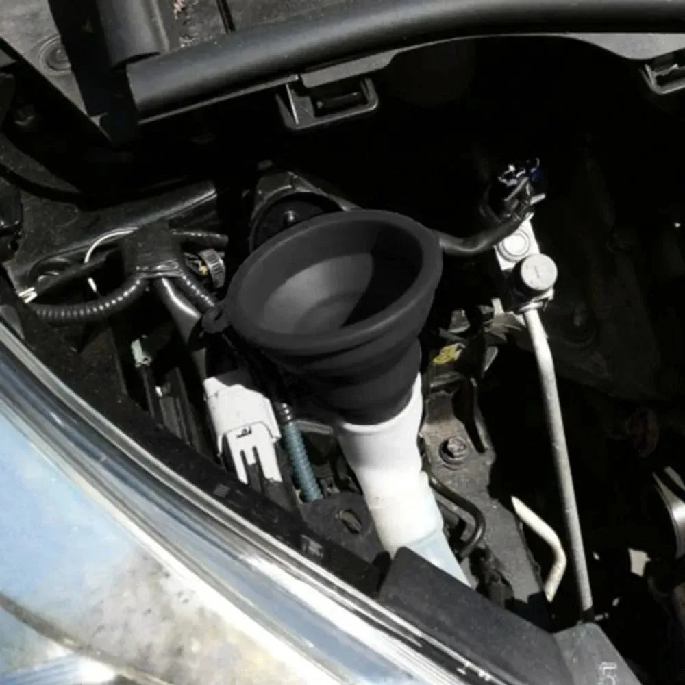 New Engine Funnel Car Universal Silicone Liquid Funnel Washer Fluid Change Portable Auto Engine Oil Petrol Change Funnel