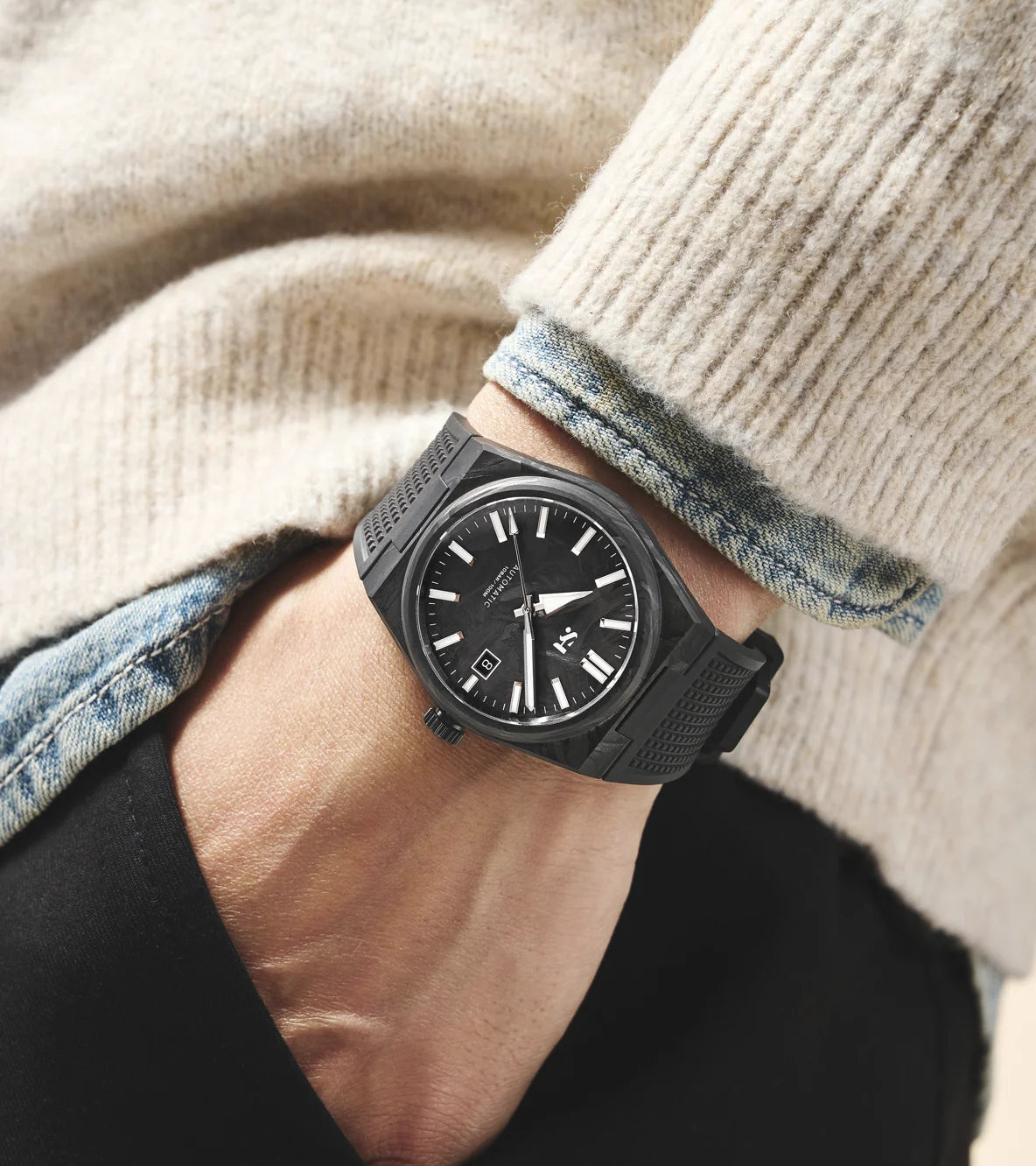 2024 New 40mm Carbon Automatic Watch Luxury 100m Waterproof Diver Watches PT5000 Diver Men Watch