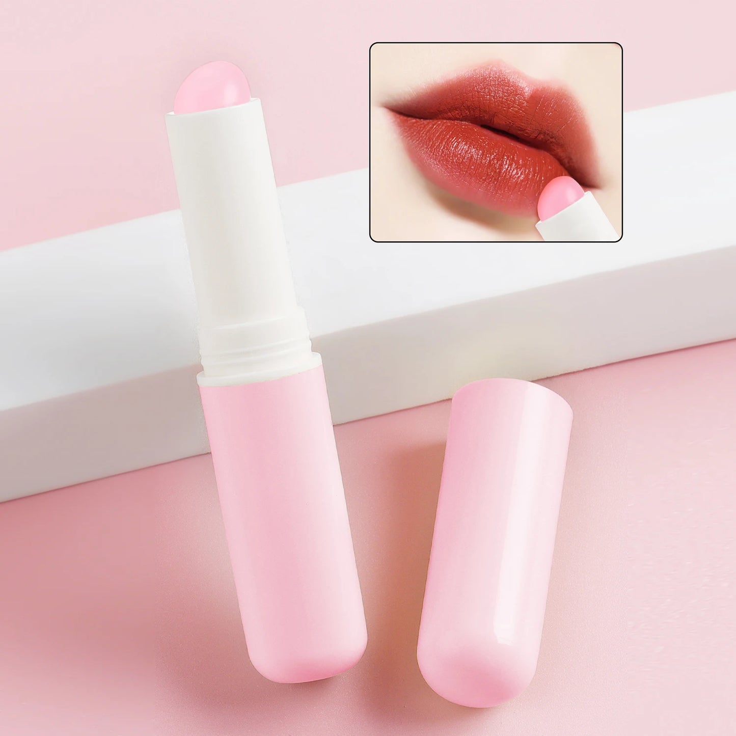 lip brush, 1pcs Plastic Cute Covered Portable for Smoother & Fuller Lip Appearance makeup brush For Making Up Supply