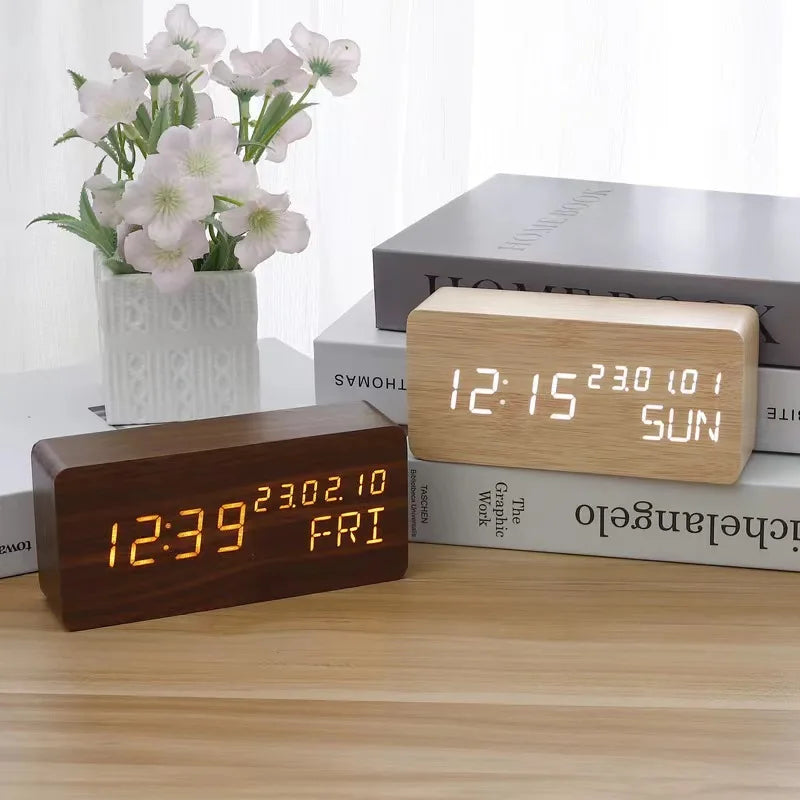 Wooden Clock Electronic Clock, LED Date Weekly Temperature Display Electronic Alarm Clock
