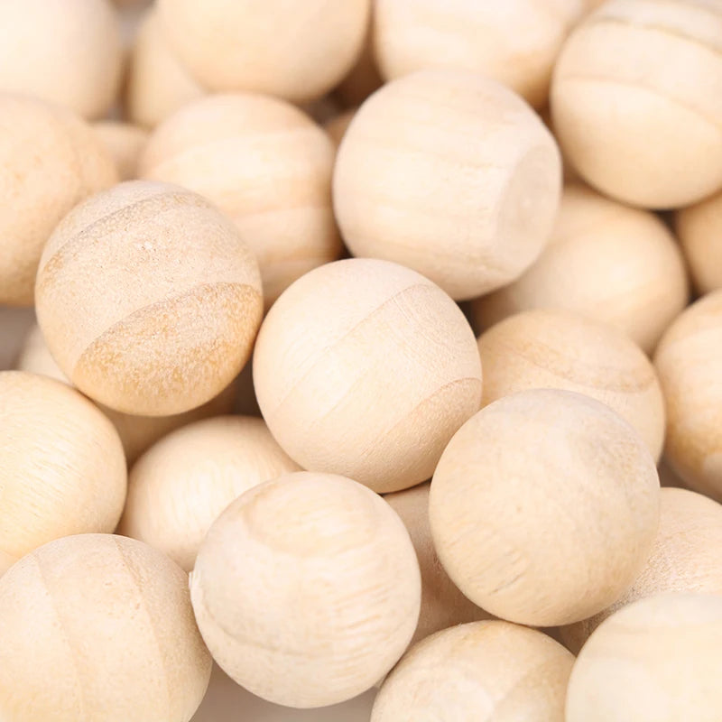 100Pcs Natural Health Camphor Wood Balls Pest Control Organic Cedar Wood Ball for Clothes Storage Closets Drawers