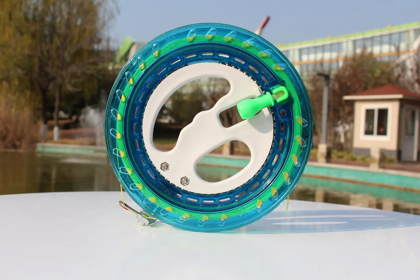 New Arrive Toys 16cm ABS Kite Reel / Wheel For Eagle / Delta / Software Various Kites Flying Traction Tools To Kids /Adults