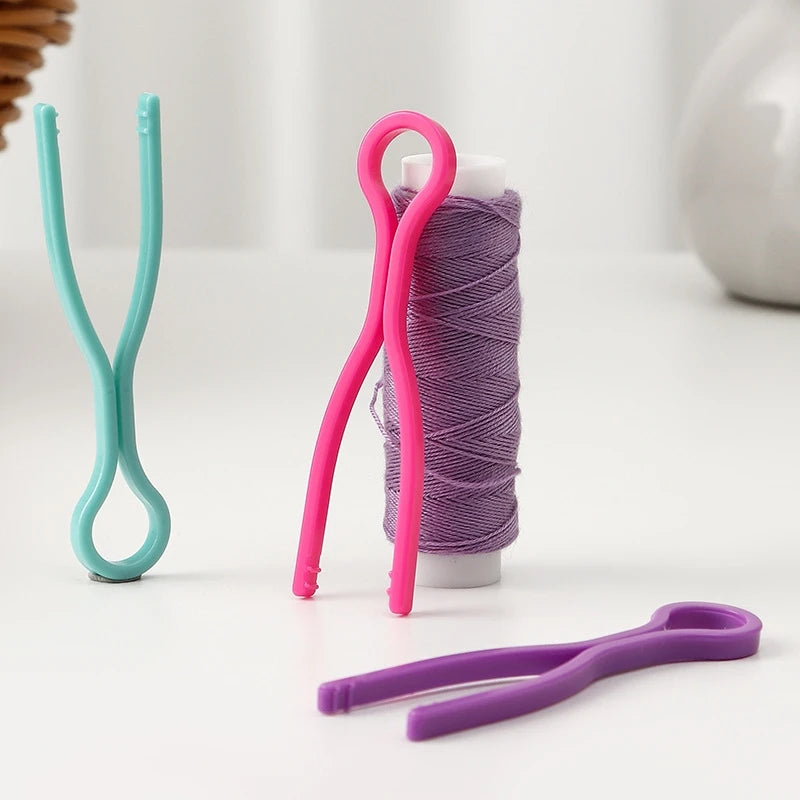10/30/50Pcs Colorful Plastic Sewing Bobbin Clips Clamp Thread Clip Spool Storage Holder Bobbins Organizer DIY Sewing Accessories