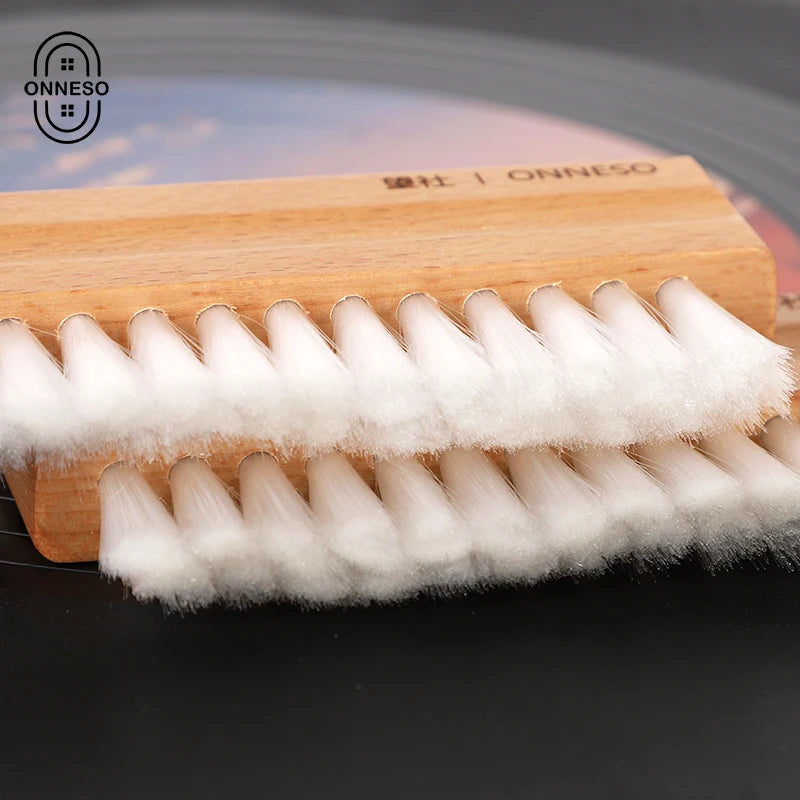 Vinyl Record Dust cleaning brush Natural Beech handle Soft bristle Anti-static Cleaner Dust Remover Accessory Record cleaning to