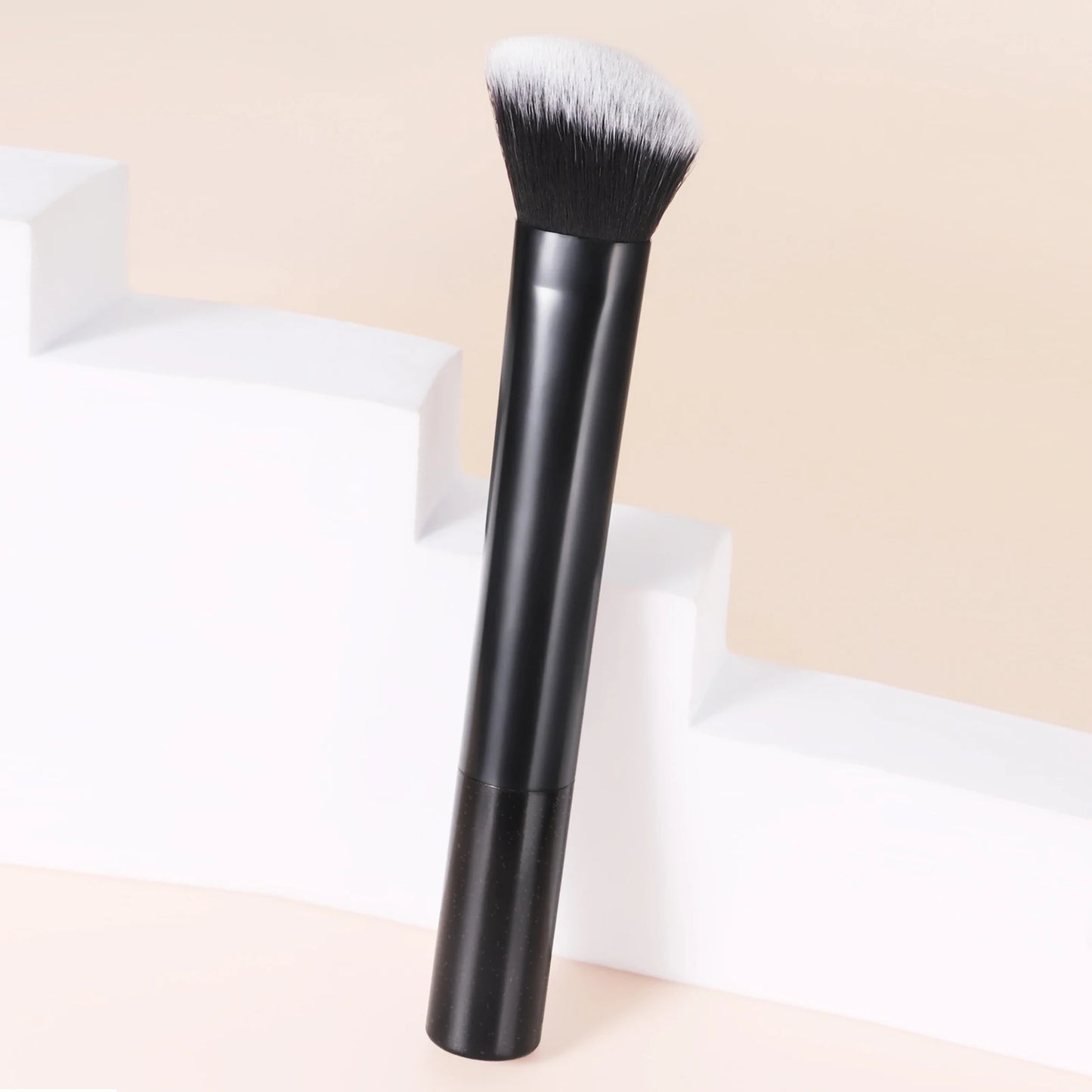 Single facial brightening, contouring and contouring brush beauty tool
