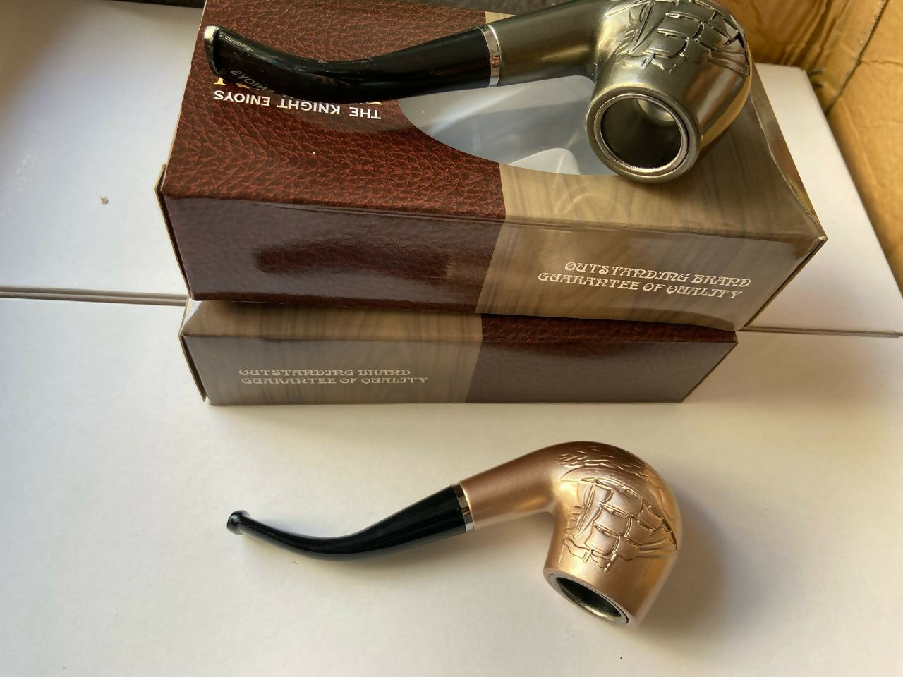 Classic Tobacco Smoking Pipe – Reusable Wooden-Style Handheld Pipe for Dry Herbs
