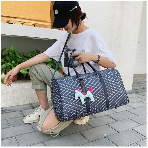 Classic sports bag for basketball, handball, football, gum