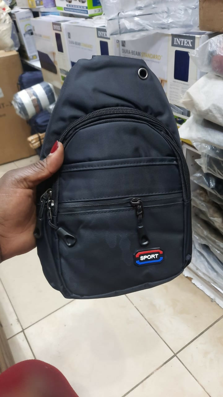 Men‘s USB Casual Shoulder /Crossbody Sling Chest Bag Pack