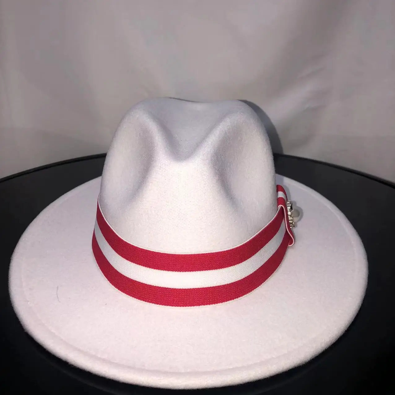 Fedora hat men and women jazz hat stretch ribbon accessories white top hat church men's winter hat шапка женскаязима 2021
