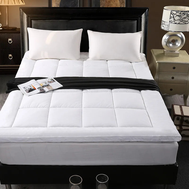 New Bedroom Tatami Mattress Upholstery Fashion Folding Breathable Thicker Mattress Full Size Bed Breathing Foam Mattress