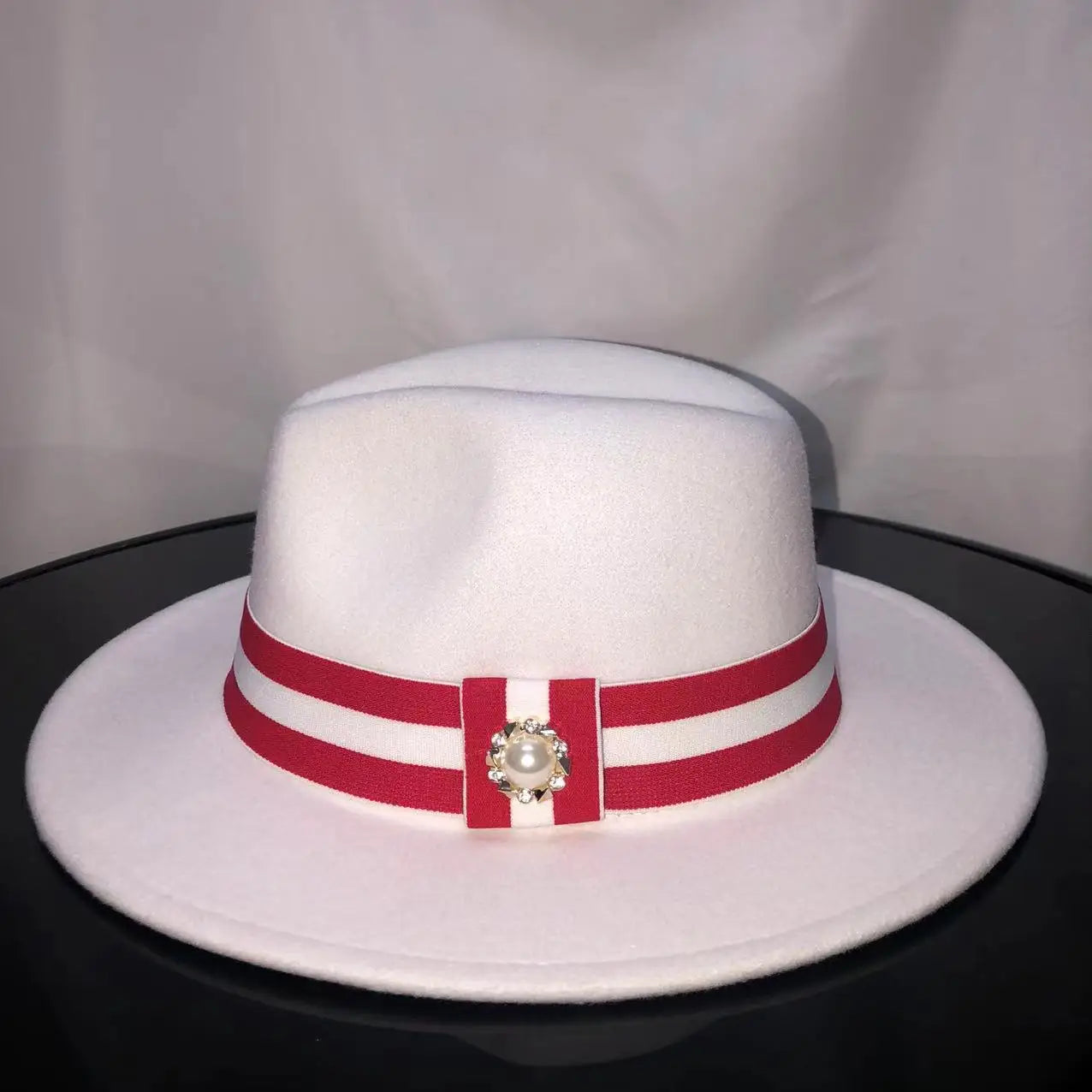 Fedora hat men and women jazz hat stretch ribbon accessories white top hat church men's winter hat шапка женскаязима 2021