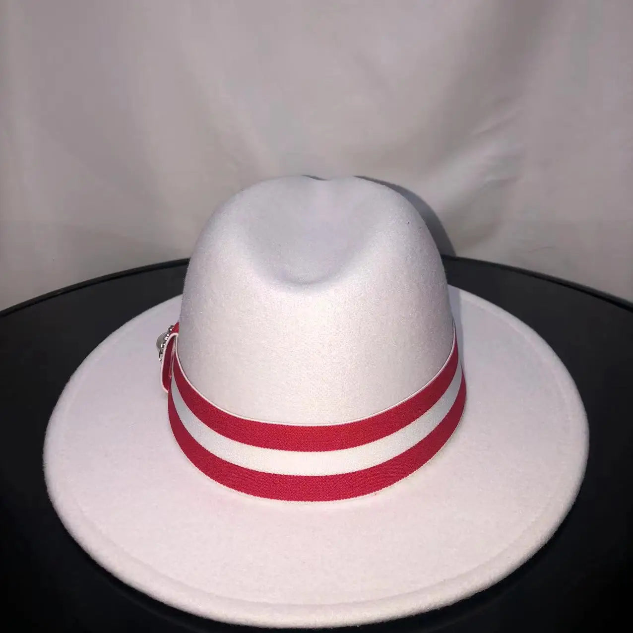 Fedora hat men and women jazz hat stretch ribbon accessories white top hat church men's winter hat шапка женскаязима 2021