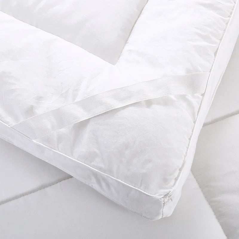 New Bedroom Tatami Mattress Upholstery Fashion Folding Breathable Thicker Mattress Full Size Bed Breathing Foam Mattress