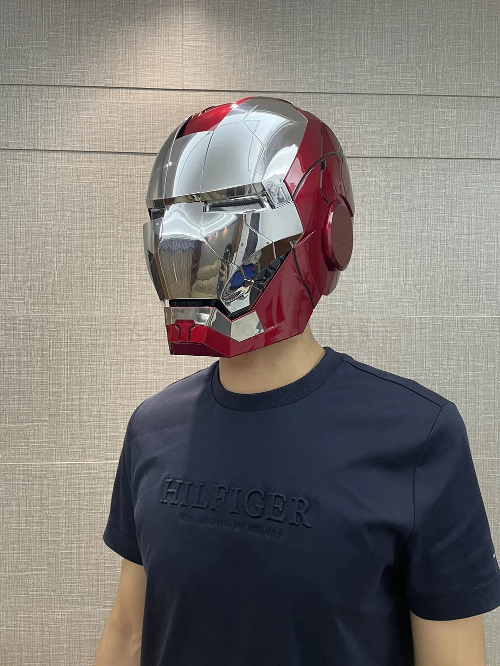 Iron Man Mk5 Helmet 1:1 Scale Electric Voice Activated Wearable Mask With Automatic Opening Closing Adult Toy Gift Collectible
