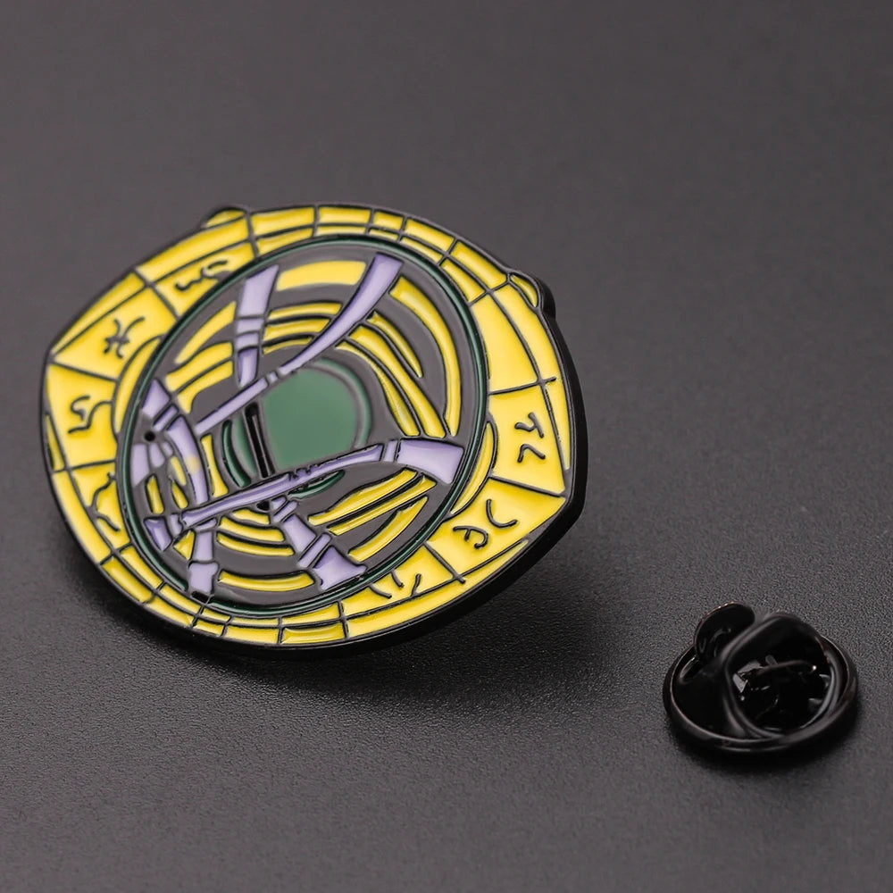 Marvel Superhero Collection Brooch Captain America Iron Man Spiderman Hulk The Avengers Badge Metal Enamel Lapel Pin Accessories