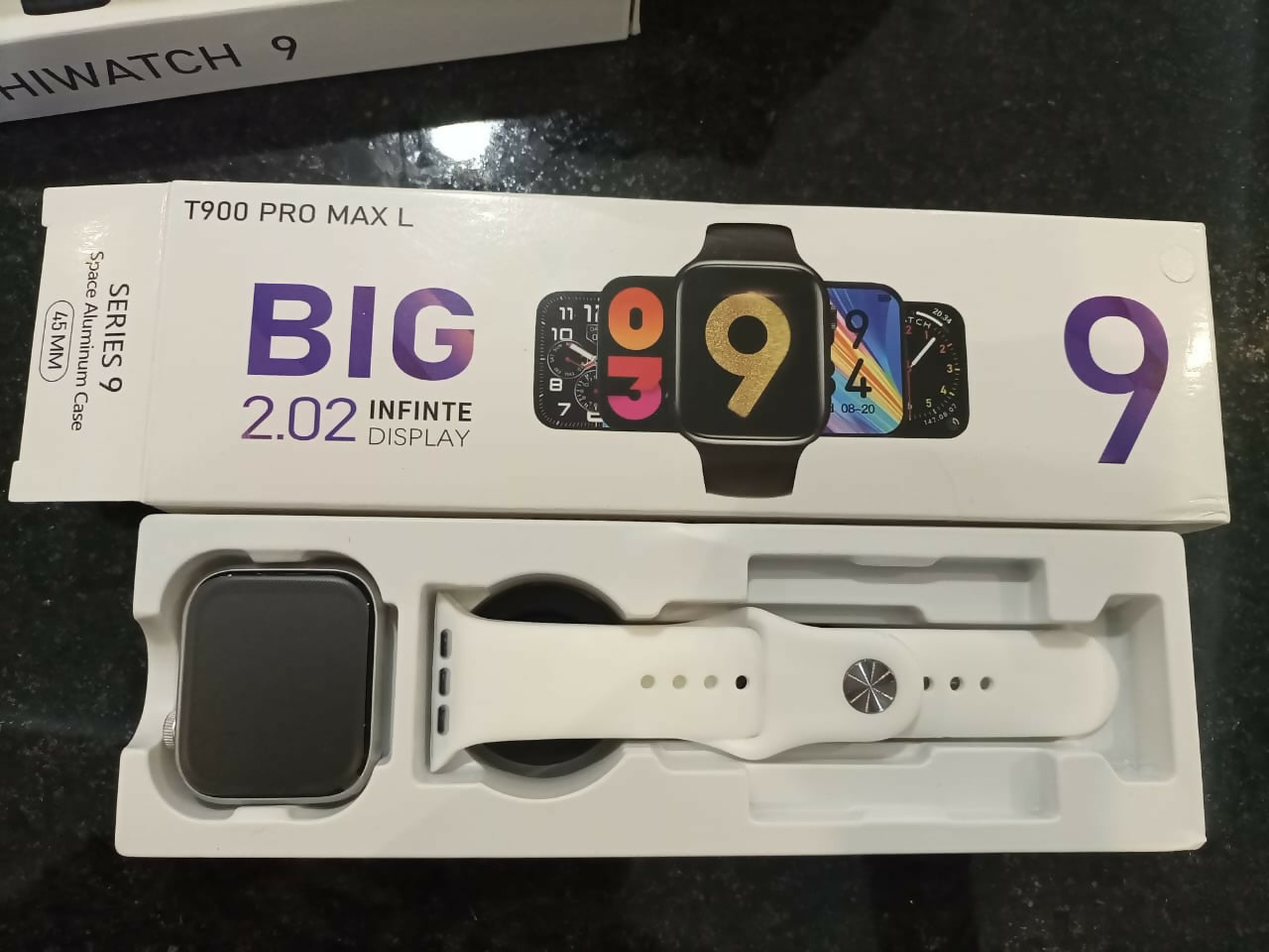 T900 Pro Max L Smartwatch