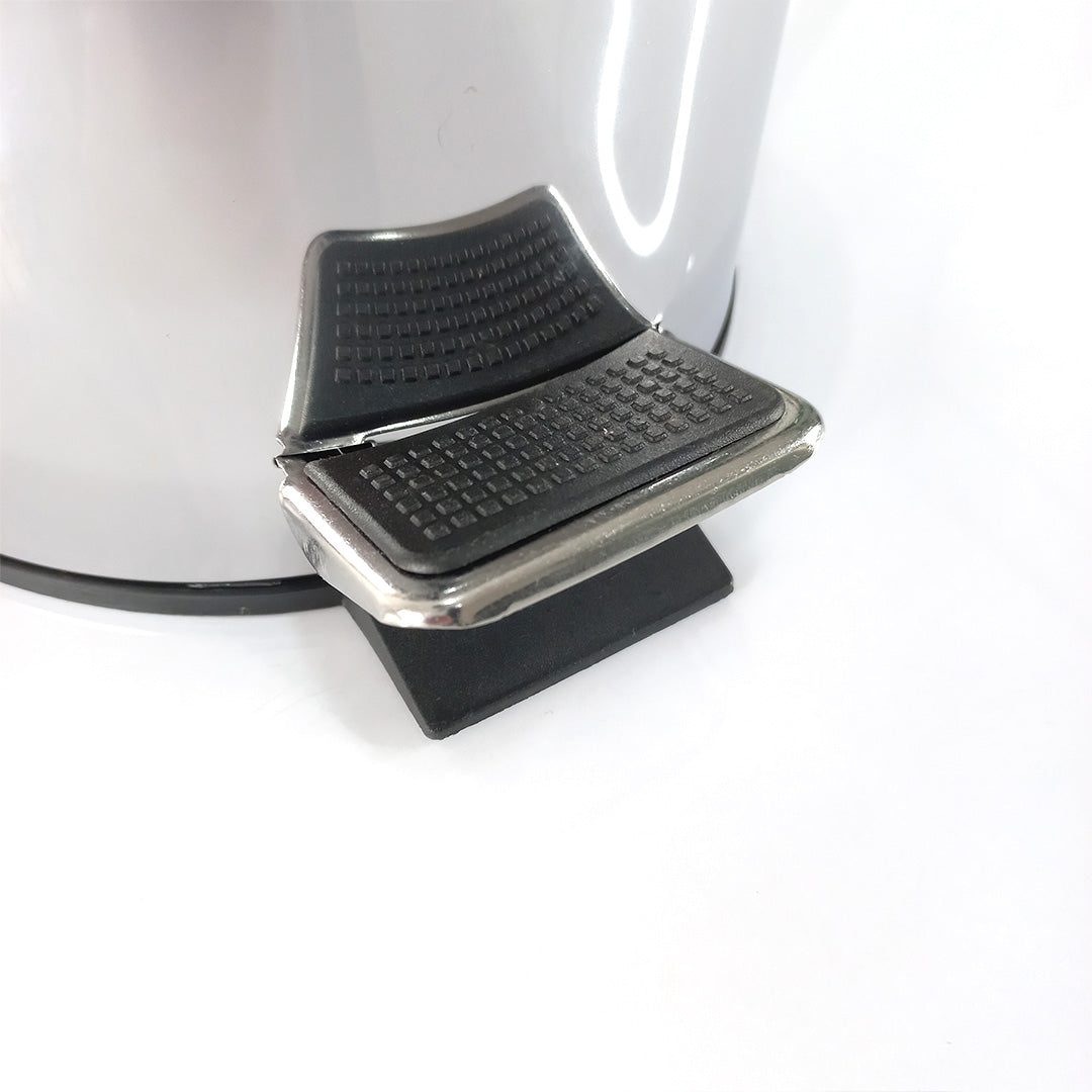https://liveeasy.co.ke/wp-content/uploads/2025/03/Livora-Pedal-Bin-6.jpg