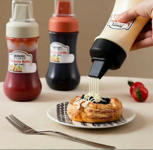 5 hole squeeze sauce bottle-350ml