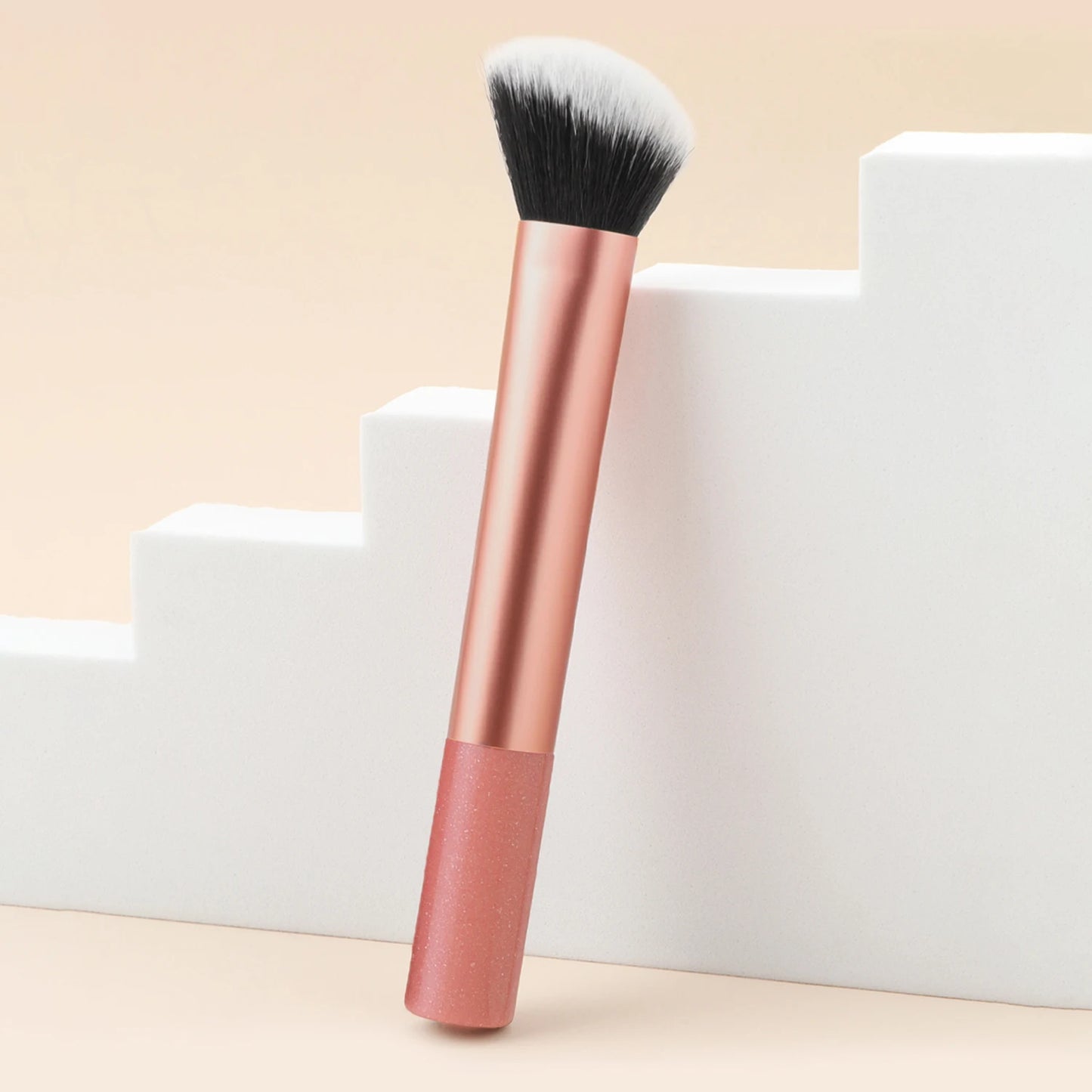 Single facial brightening, contouring and contouring brush beauty tool