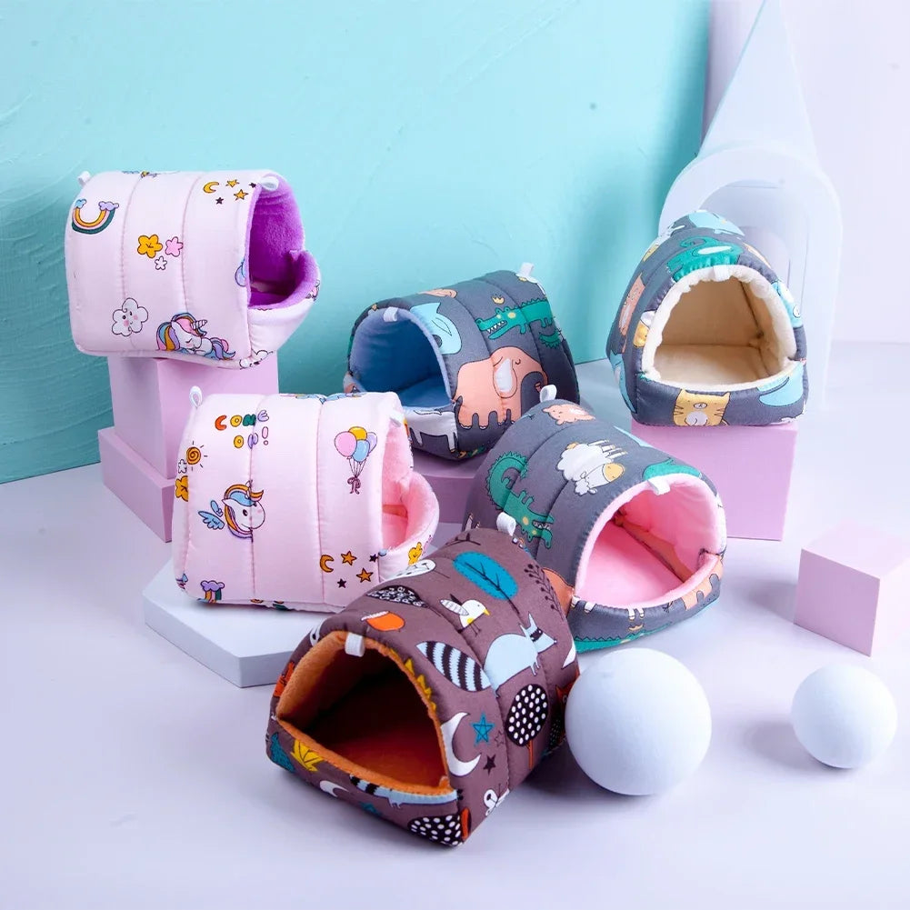 Cute Small Animal Sleeping Bed Rabbit Squirrel Guinea Pig Nest Hamster House Winter Colorful Mini Cage Comfortable Soft Warm Mat