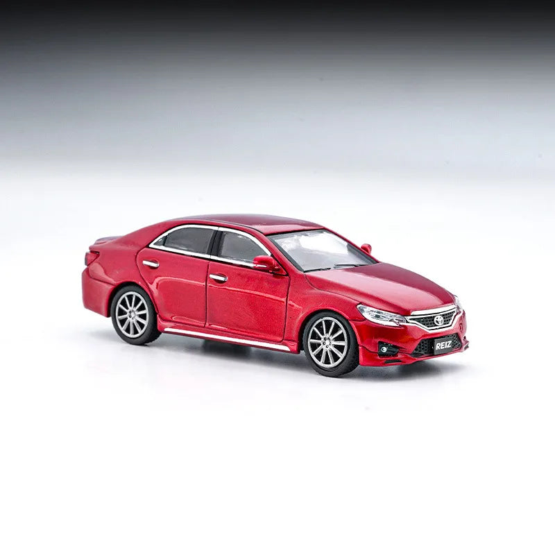 1:64 Gcd Toyota Reizhi Mark X Small Scale Static Miniature Imitation Alloy Car Model Toy Collection Display Gifts