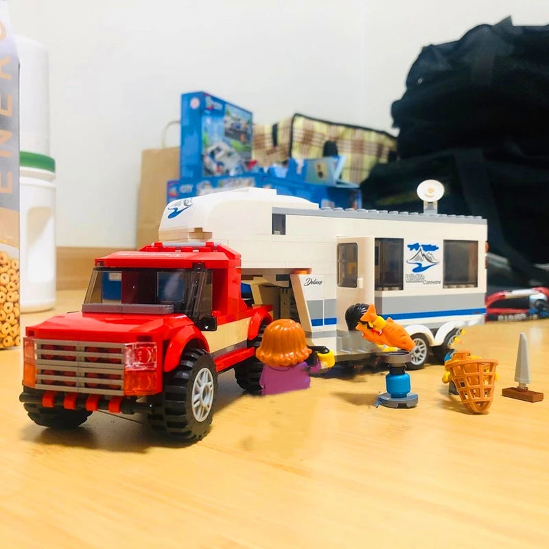 344pcs City series Pickup Caravan Car Building Blocks Bricks Parent-child camping rv Toys for Children Christmas Gifts Outdoor