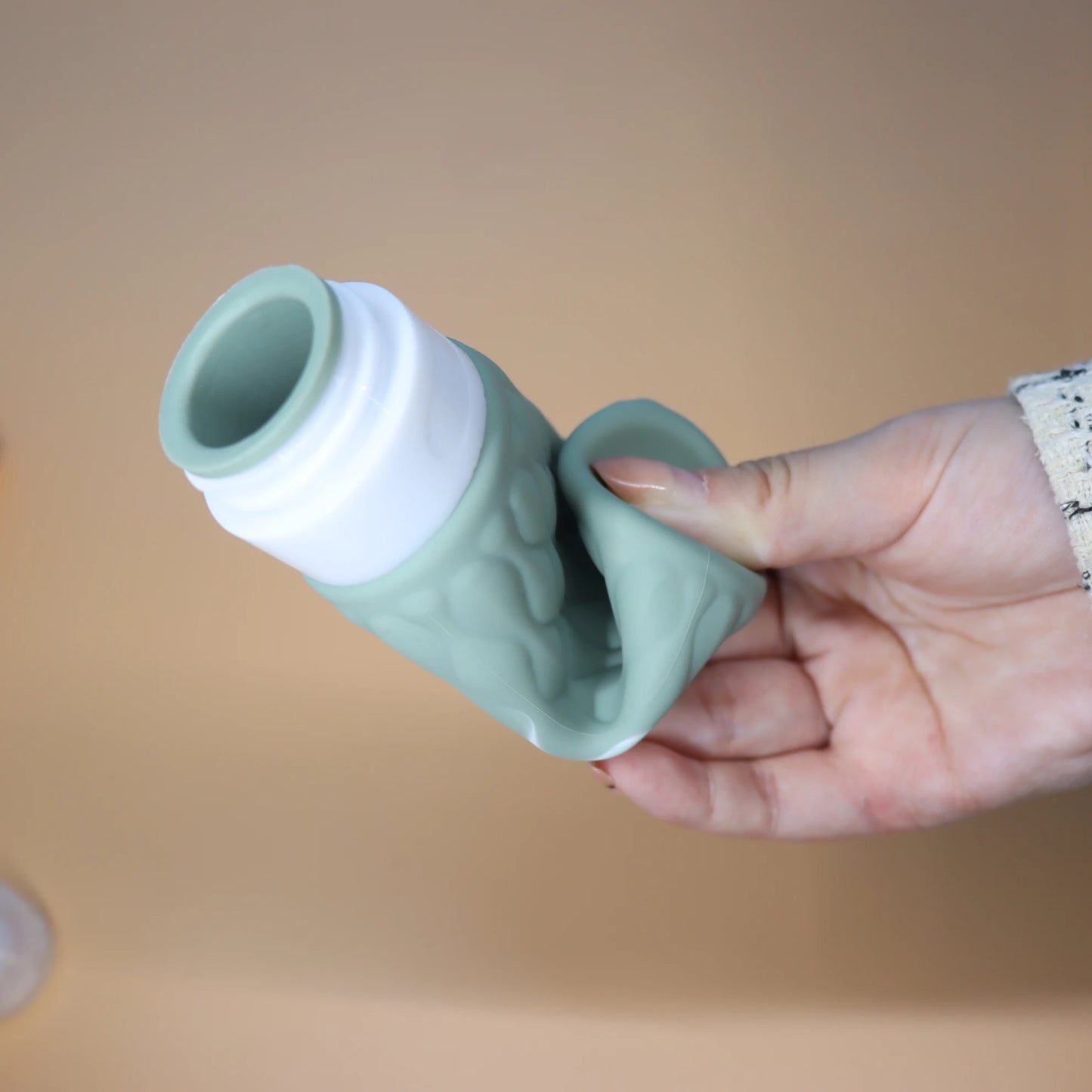 4pcs Travel Refillable Bottle Set Portable Silicone Squeezed Empty Soft Sub-bottling Tool Liquid Container Spray Lotion
