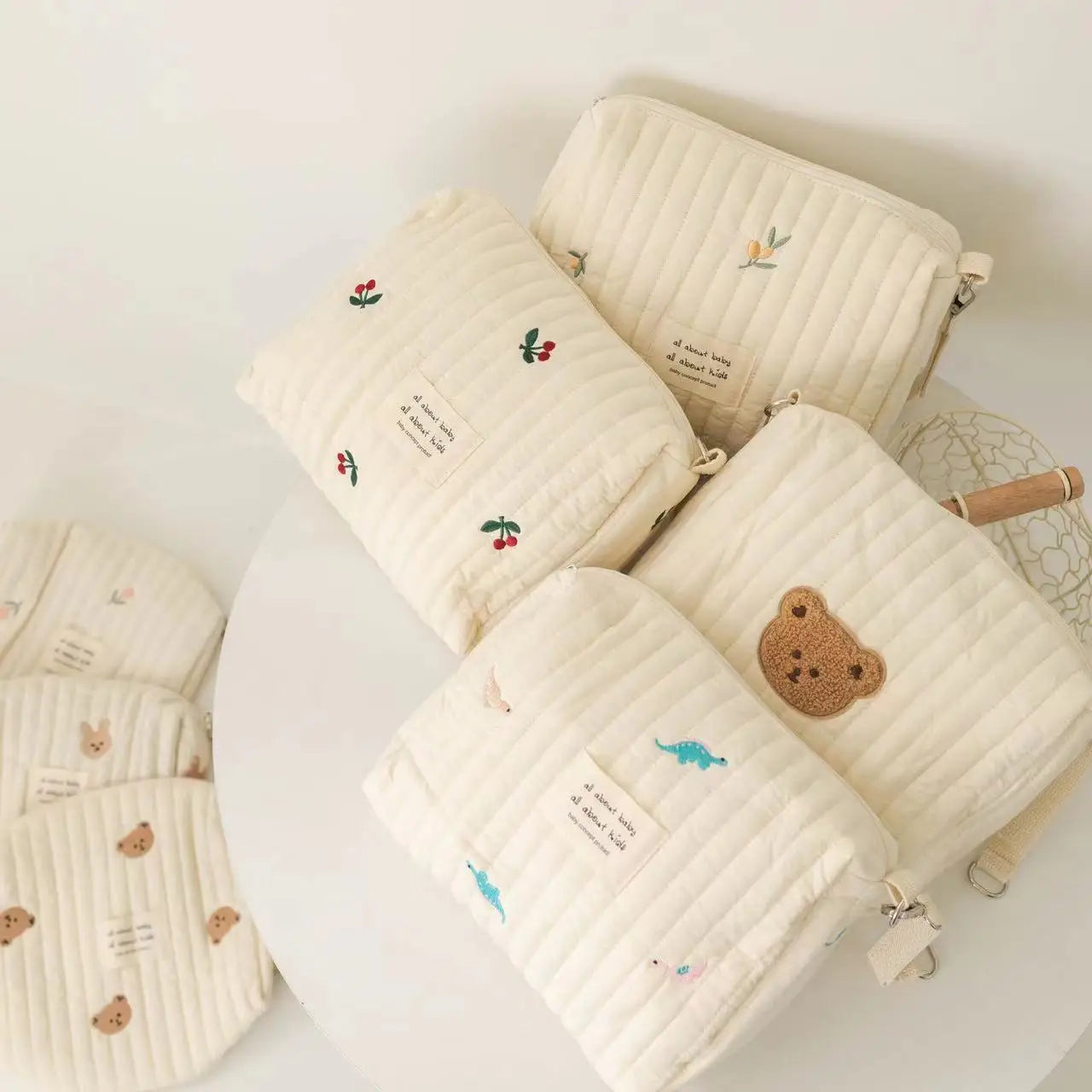 Cute printed embroidered mommy bag zipper single button newborn baby diaper storage bag travel cart storage bag