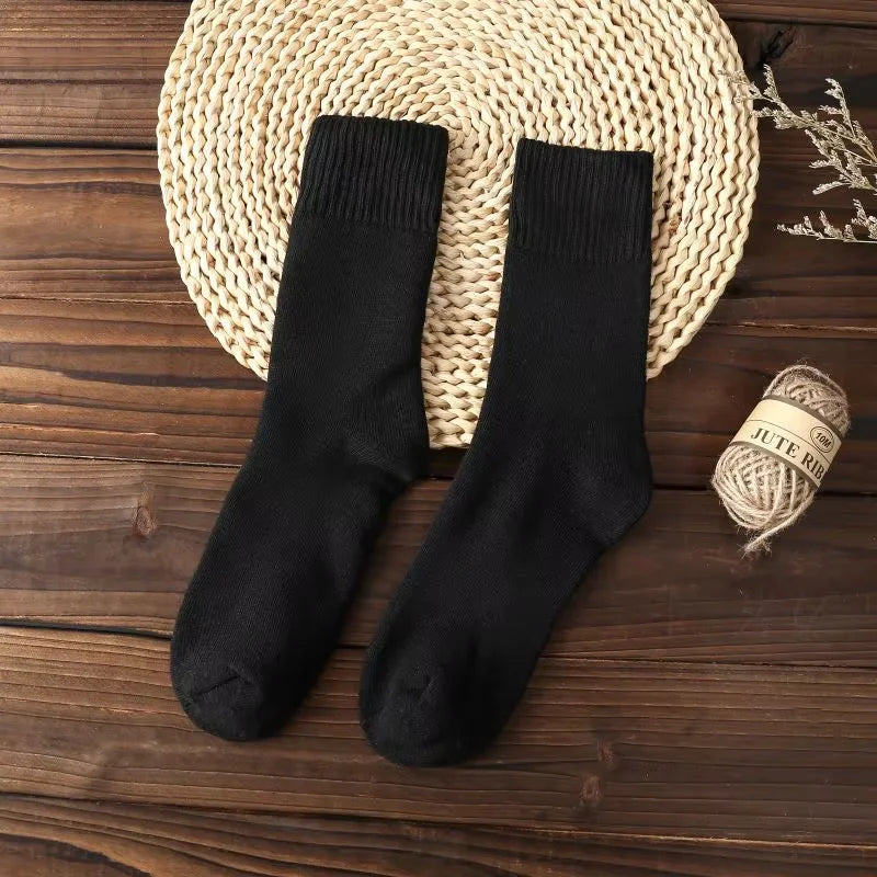 4 Pairs Of Men's Vintage Striped Crew Socks, Thermal Breathable Comfy Socks For Men's Wearing, Autumn & Winter